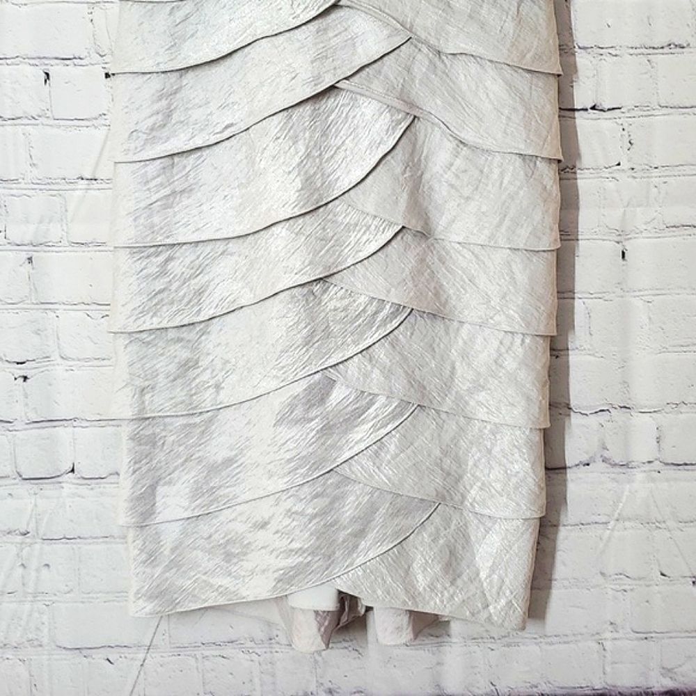 Adrianna Papell Silver Metallic Ruffle Tiered Cocktail Evening Dress Sleeveless - Picture 9 of 17